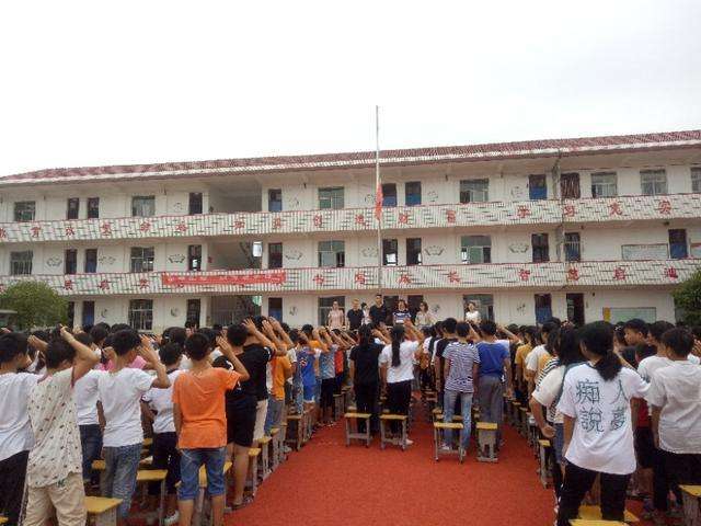 吉安安?？h城東學校18.5KW箱式無負壓供水設備一套